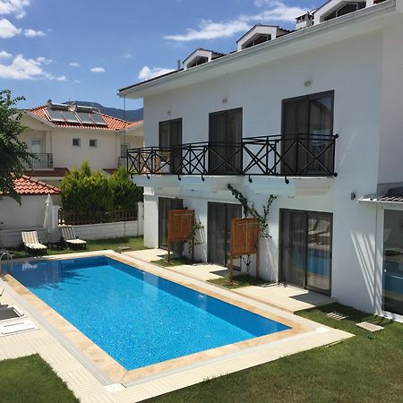 דליאן Casa Pallet Hotel (Adults Only) מראה חיצוני תמונה