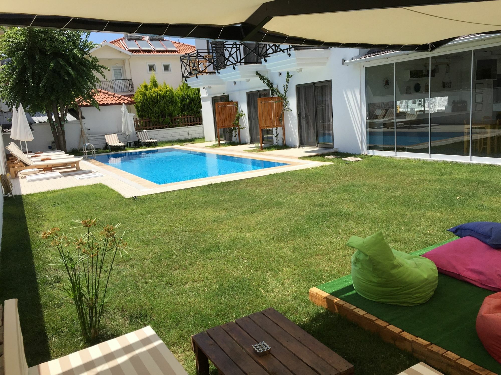 דליאן Casa Pallet Hotel (Adults Only) מראה חיצוני תמונה